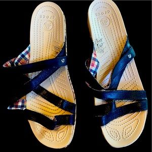 Crocs A-Leigh sandals, black and cork, 11 wide, NWT, no box.